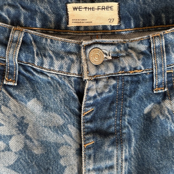 Free People We the Free Good Luck Printed Barrel Jeans - Laser Daisy - Picture 6 of 10